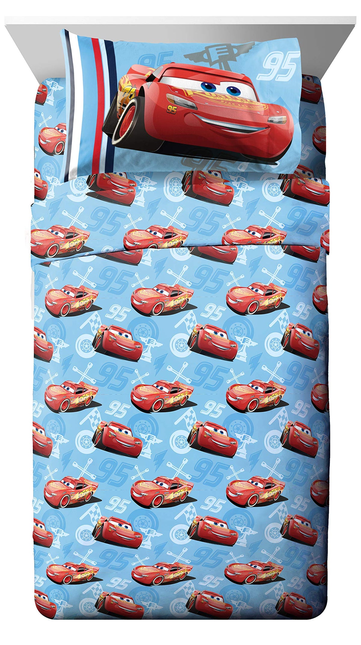 Jay Franco front packaging showing Cars design and family-friendly benefit