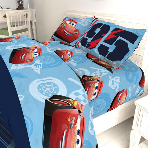 Jay Franco twin bed scale image showing fitted sheet fit and mattress depth compatibility