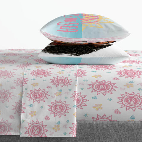 Jay Franco Moana comforter close-up of printed fabric highlighting vivid colors