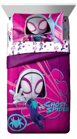 Jay Franco Ghost Gwen fitted sheet snug on toddler mattress for secure fit