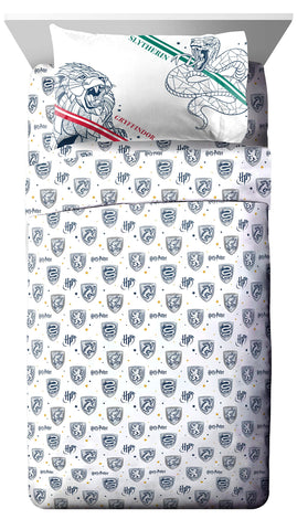 Jay Franco comforter stitching detail showing durable seams and quality construction