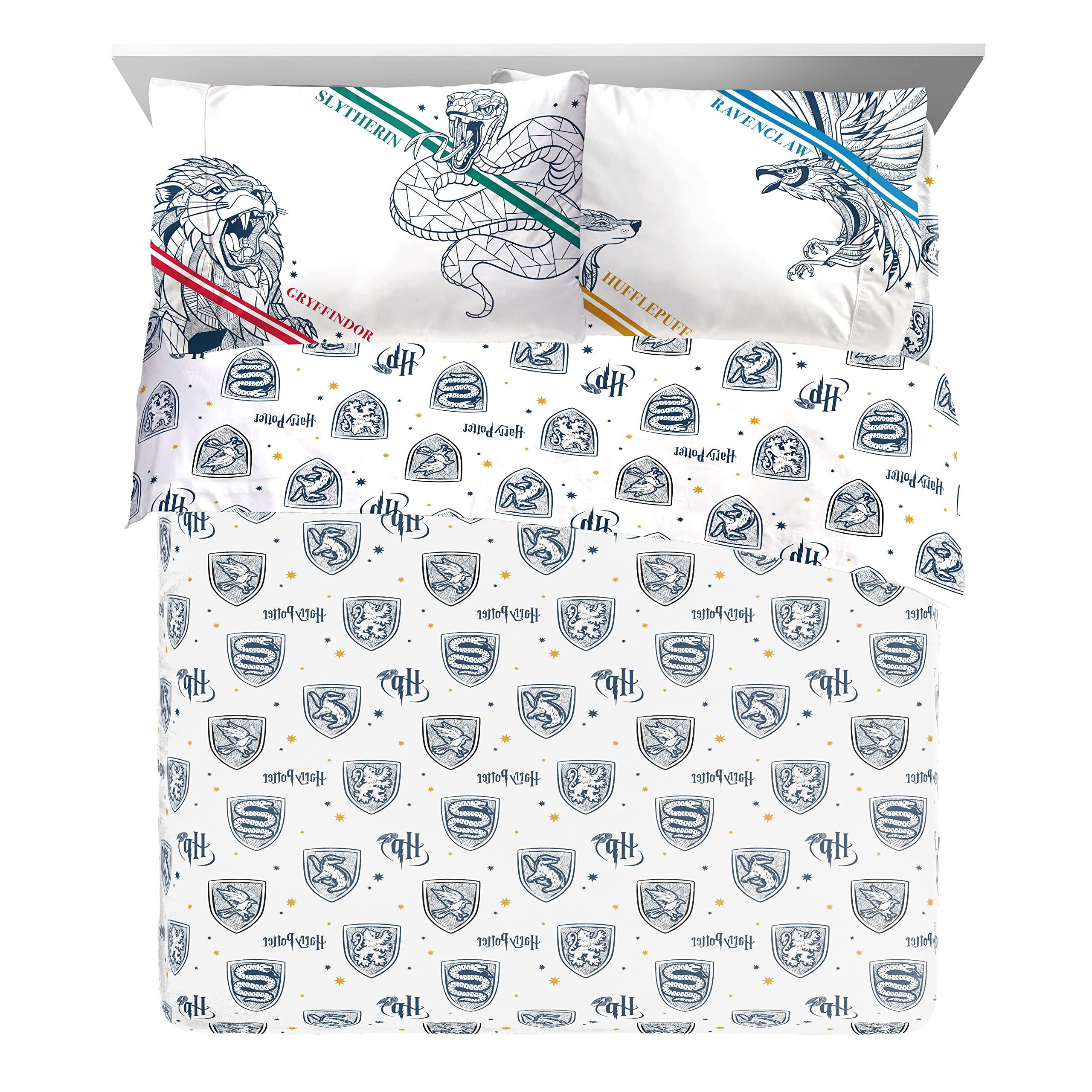 Jay Franco fitted sheet detail on mattress demonstrating snug fit and wrinkle resistance