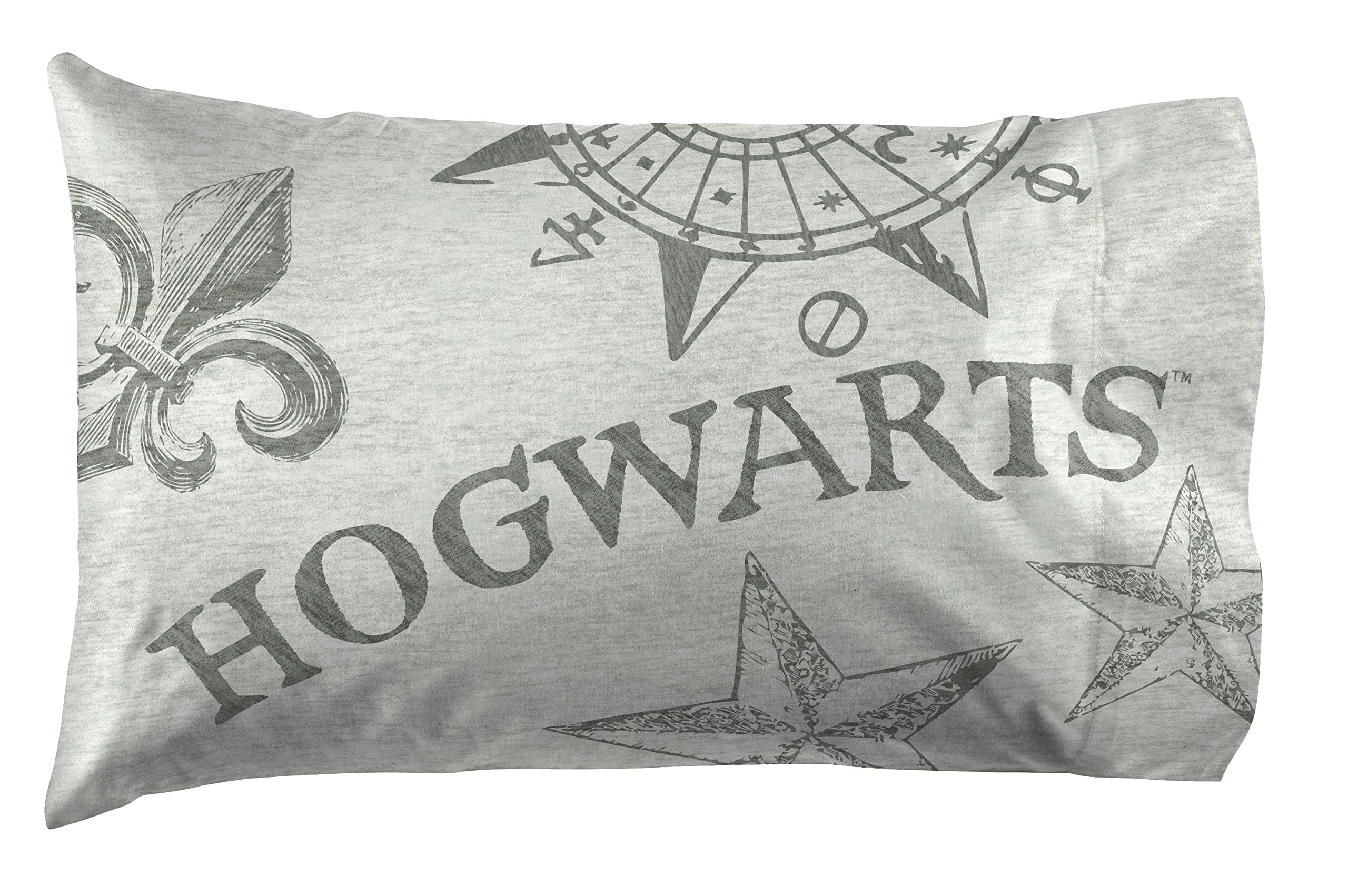 Jay Franco bedding styled in a kid’s bedroom creating themed decor and comfortable sleep space