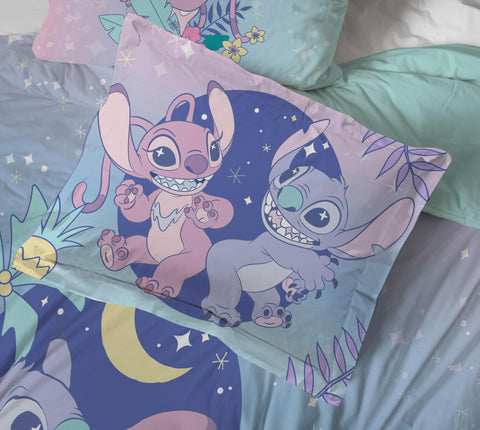 Jay Franco Lilo and Stitch comforter edge and stitching close view benefit: durable construction