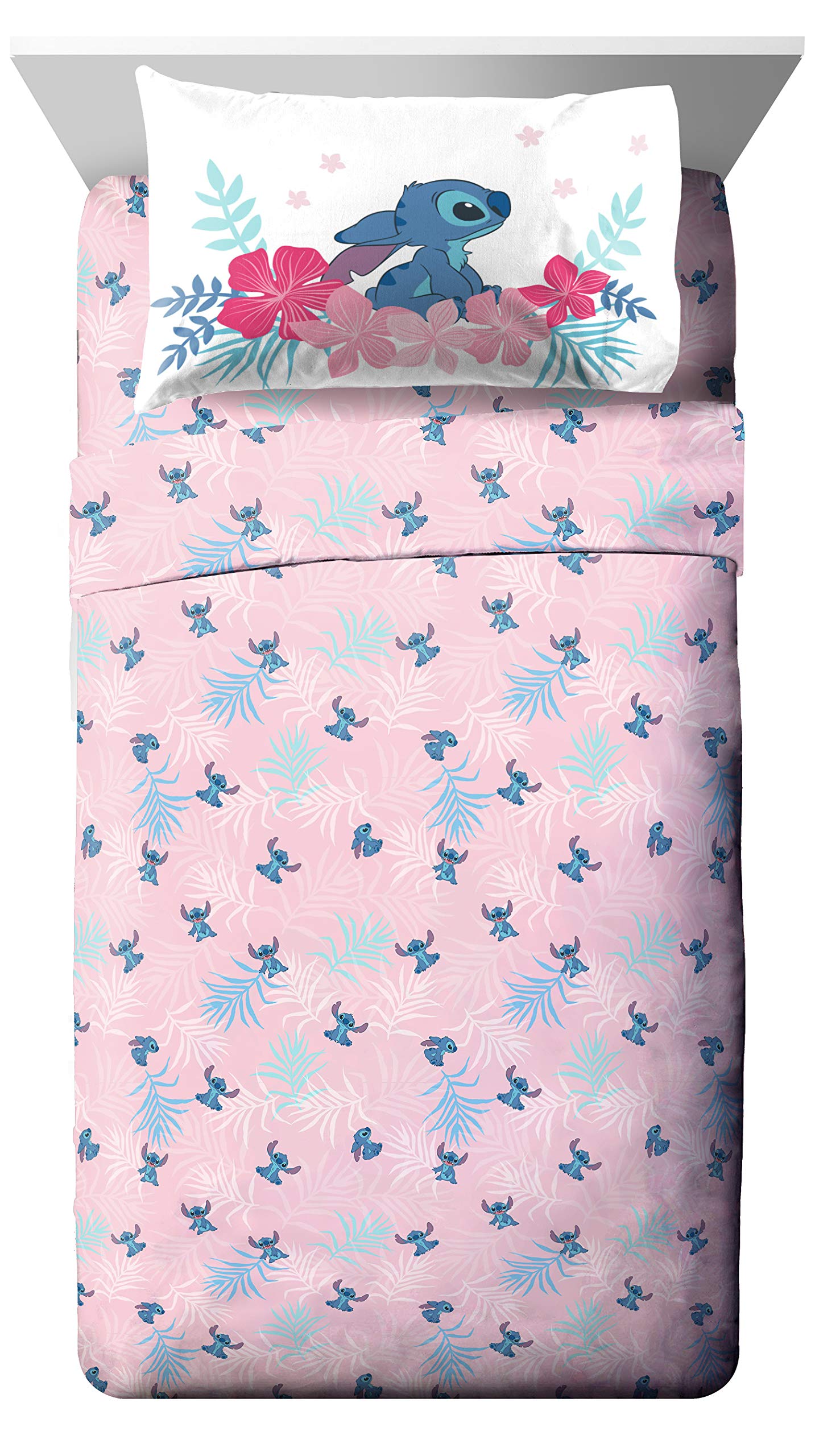 Jay Franco full set front view showing Lilo & Stitch design and cheerful colors