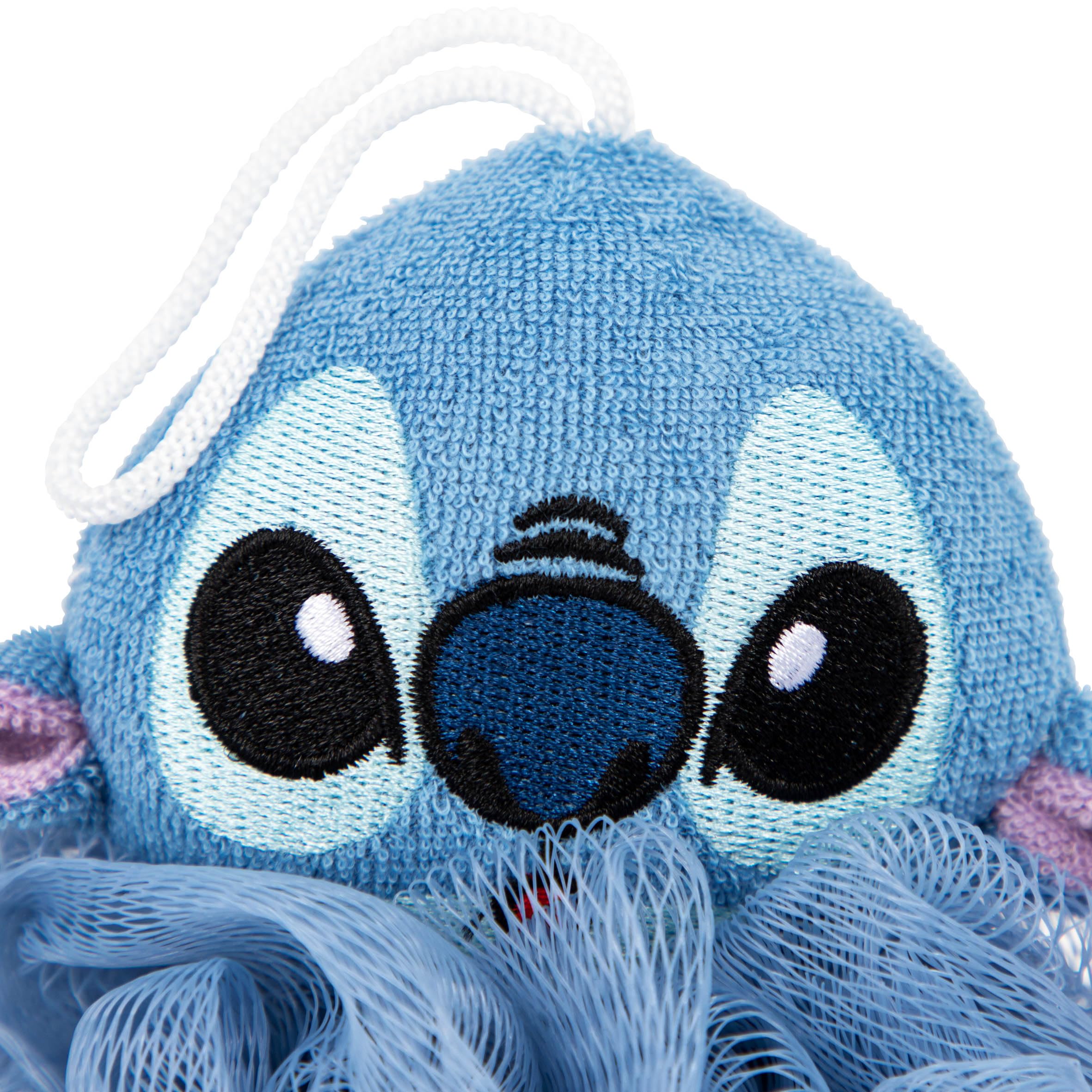 Jay Franco Stitch loofah detail with 3D applique for child-friendly scrubbing