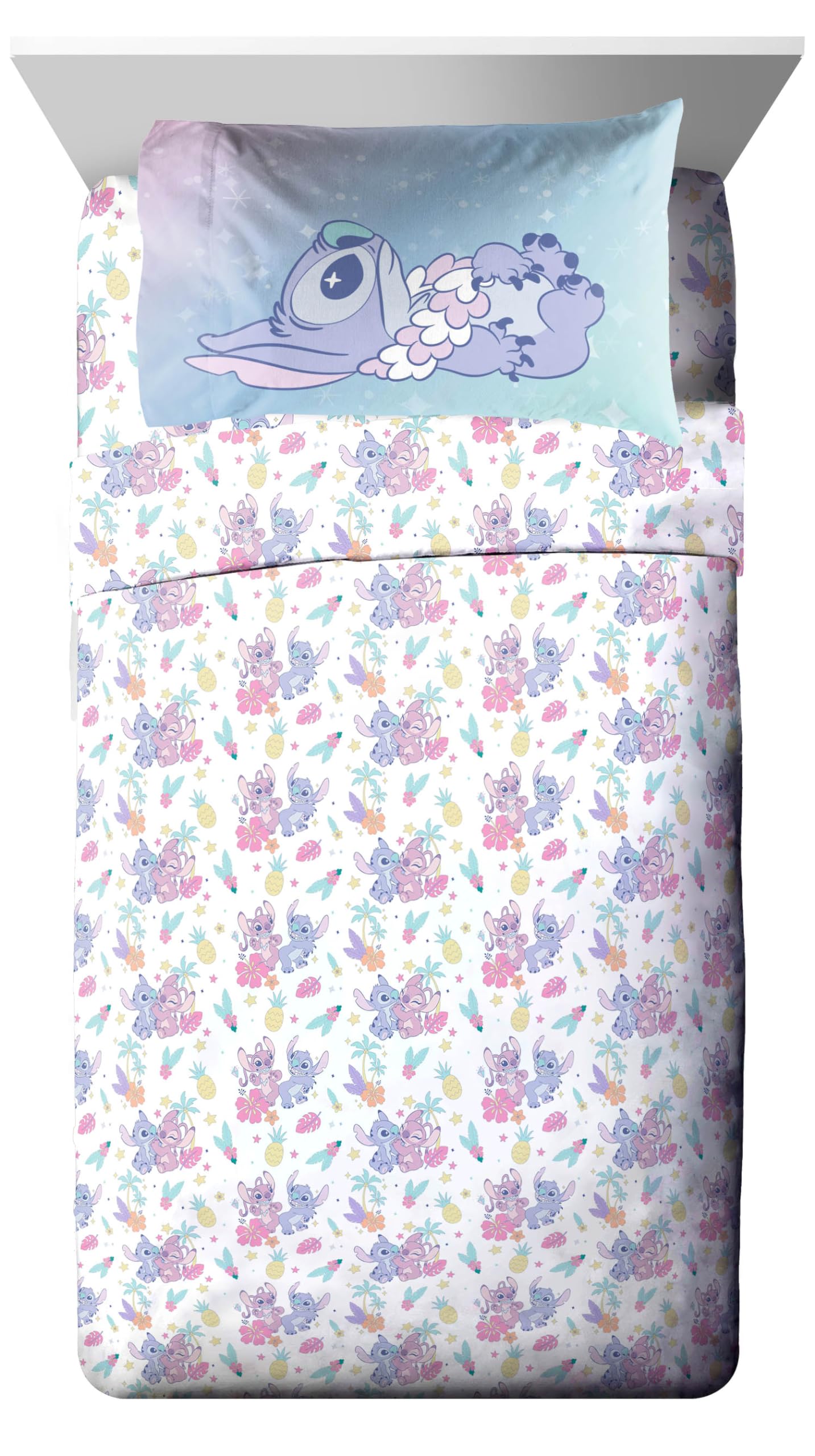 Jay Franco Lilo and Stitch rolled set for storage and travel benefit: easy to pack