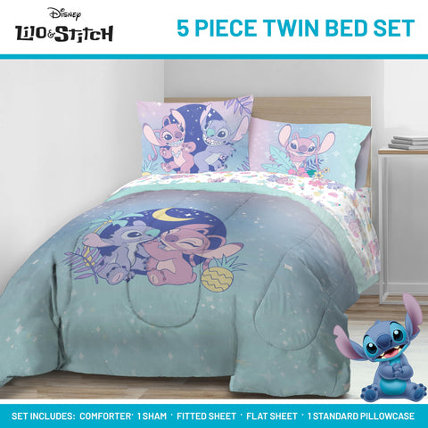 Jay Franco showing reversible pattern on comforter for two styling options and versatility