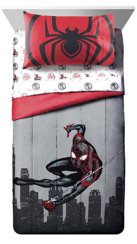 Jay Franco close-up of Miles Morales print showing clear details and smooth texture