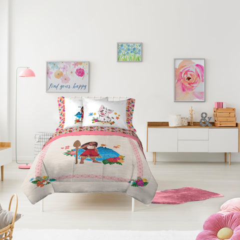 Jay Franco styled bedroom scene demonstrating set’s decor impact