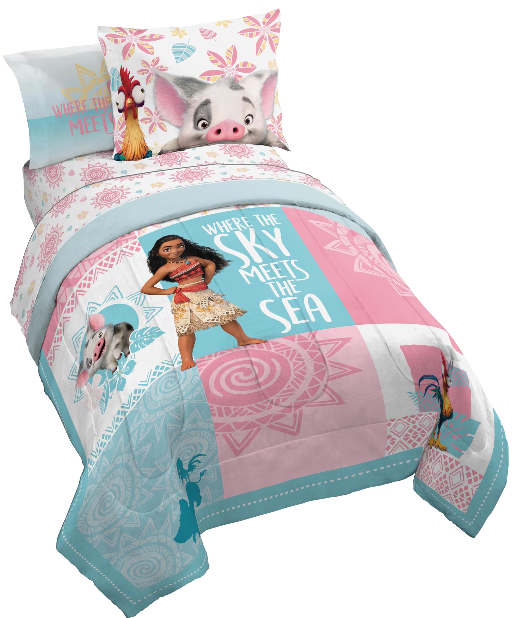Jay Franco Moana comforter front view with bright island scene, adds playful decor
