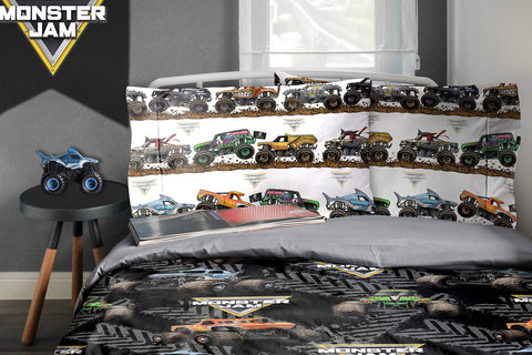 Jay Franco zoomed print colors showing vivid fade-resistant Monster Jam graphics