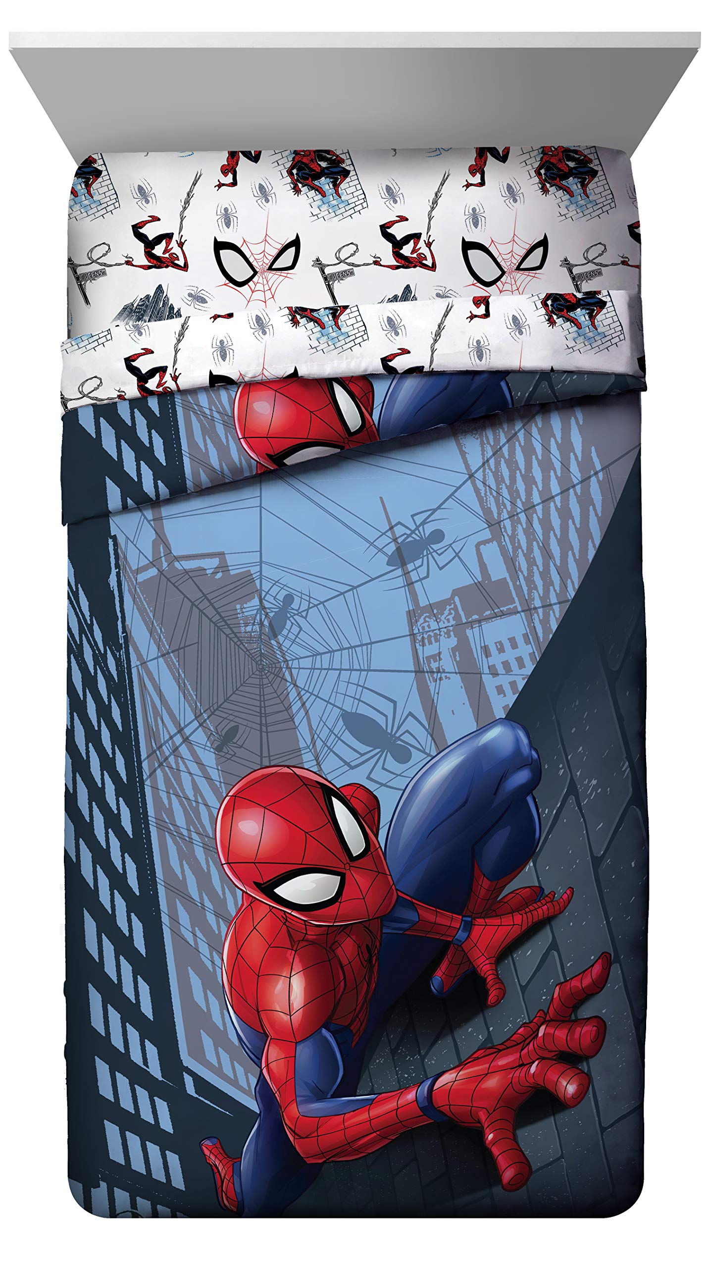 Jay Franco Spiderman comforter stitching close-up showing fabric quality and durability