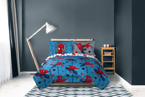 Jay Franco Spider-Man size comparison bed diagram clarifying Full fit and coverage