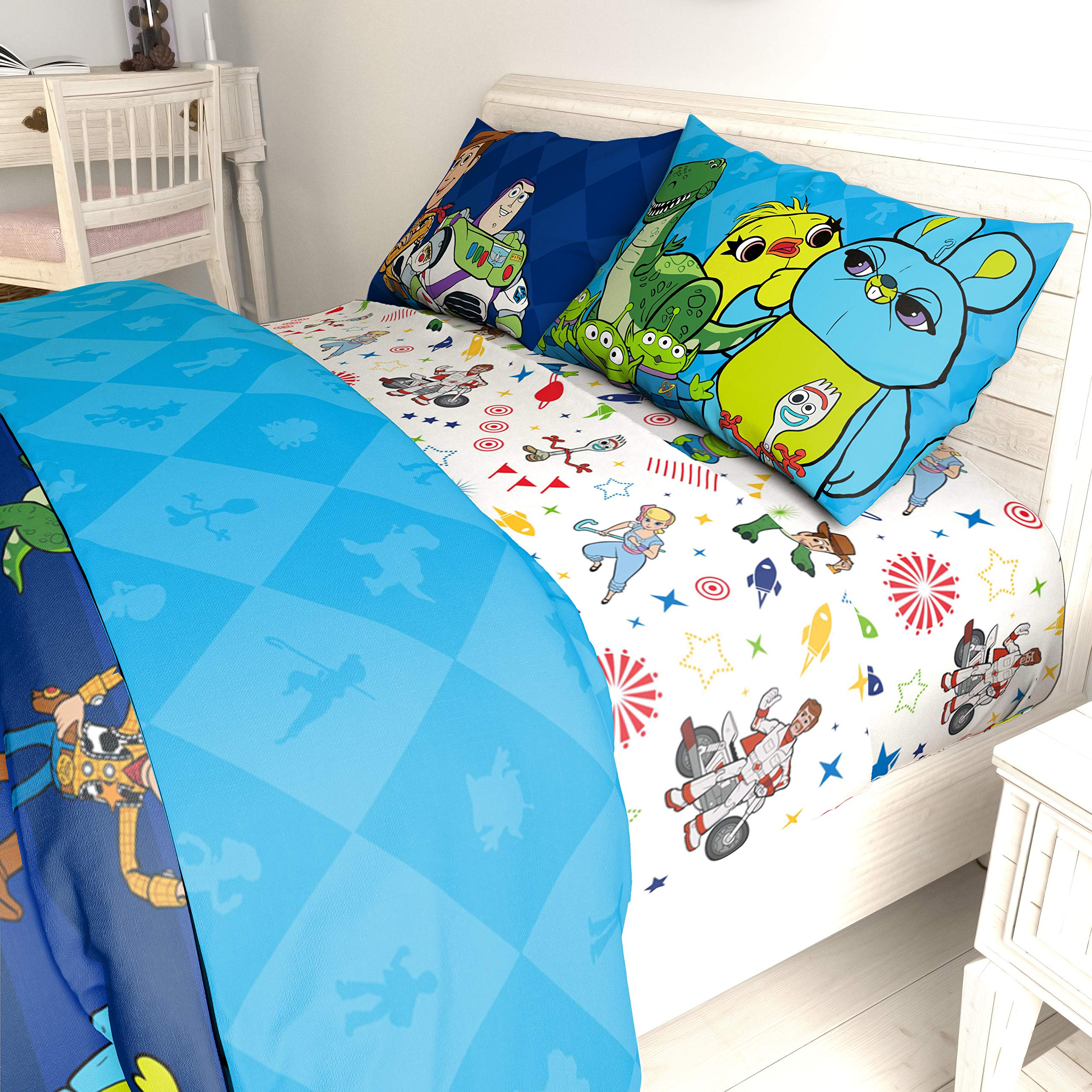 Jay Franco Toy Story full mattress size comparison showing fitted sheet on mattress for accurate fit reassurance