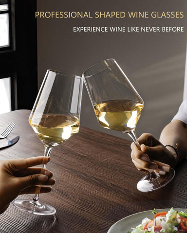 JBHO seamless stem and bowl join demonstrating hand-blown craftsmanship and balance