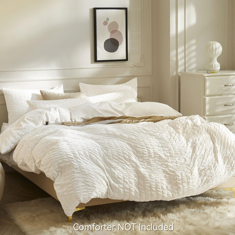 JELLYMONI concealed zipper detail securing duvet and offering tidy closure benefit