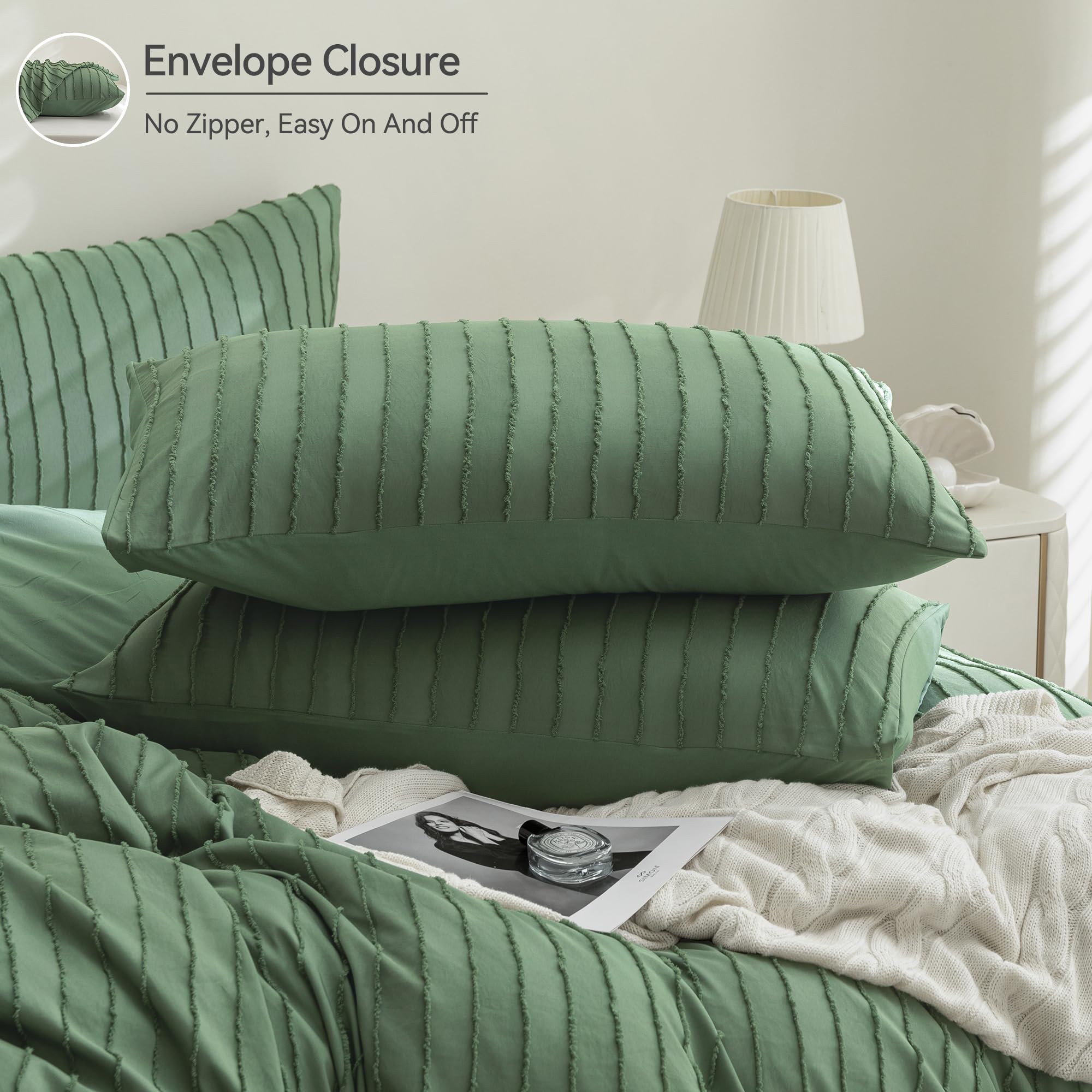 JELLYMONI size comparison on queen bed demonstrating full 90x90 coverage