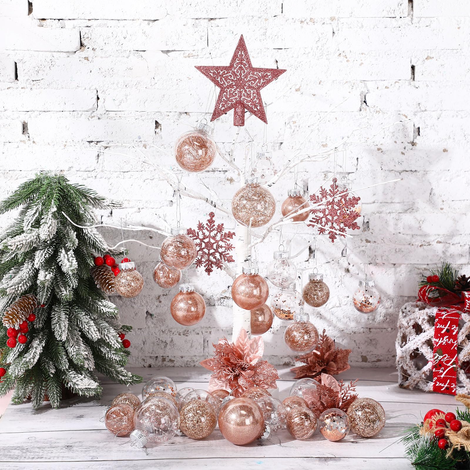 Jenaai fully decorated tree in living room, creates cohesive festive look