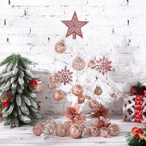 Jenaai fully decorated tree in living room, creates cohesive festive look
