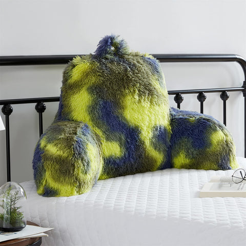 Jillche Bed front view showing plush cushion and camo colors for cozy decor