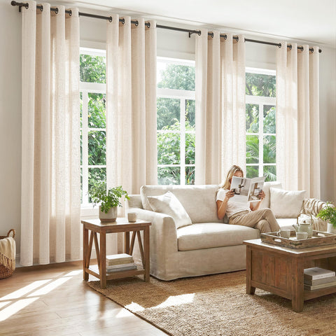 jinchan bedroom image illustrating privacy and gentle daylight control