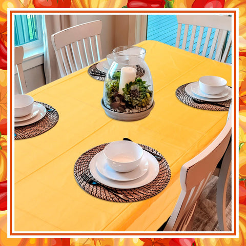 Jinei tablecloth on a Thanksgiving table demonstrating quick setup and festive ambiance