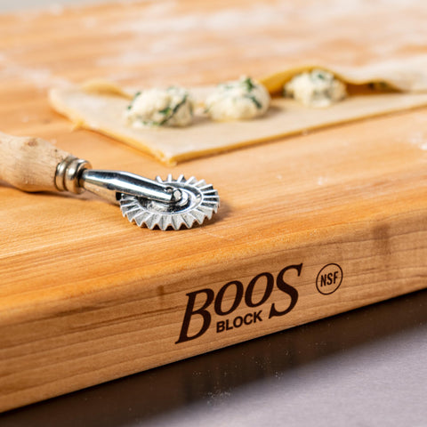 John Boos brand label and grain pattern showing American-made craftsmanship benefit