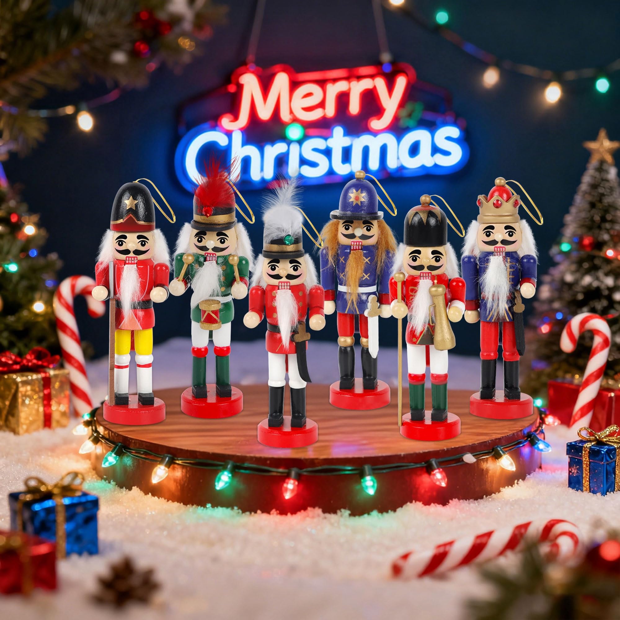 Lineup of Joliyoou mini soldiers displaying assorted uniforms and unique painted features