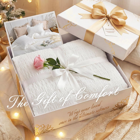 JOLLYVOGUE folded storage-ready comforter illustrating easy-care and neat storage