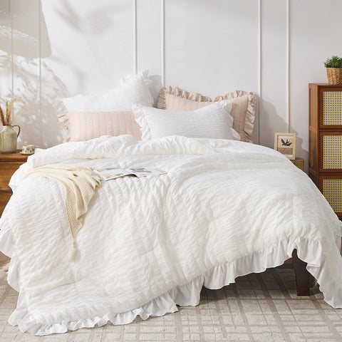JOLLYVOGUE front view queen comforter showing full bed coverage and elegant appeal
