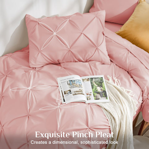 JOLLYVOGUE flat lay of sheets and pillowcase showing complete five-piece set for easy bed setup