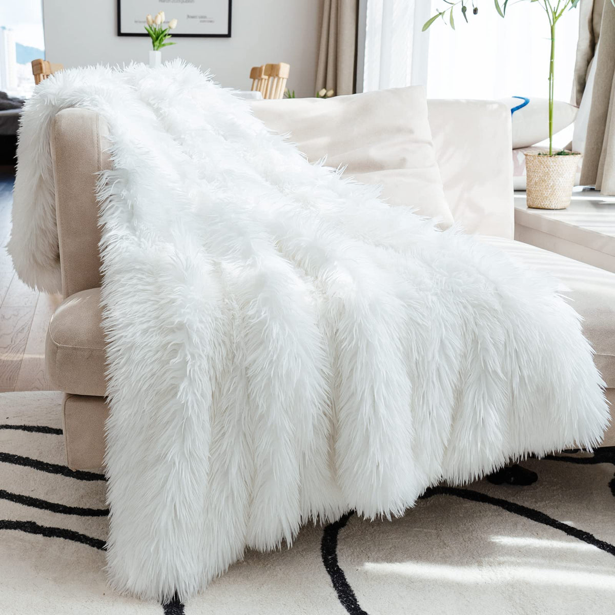 JONIYEAR front view of white throw showcasing plush look and cozy appeal