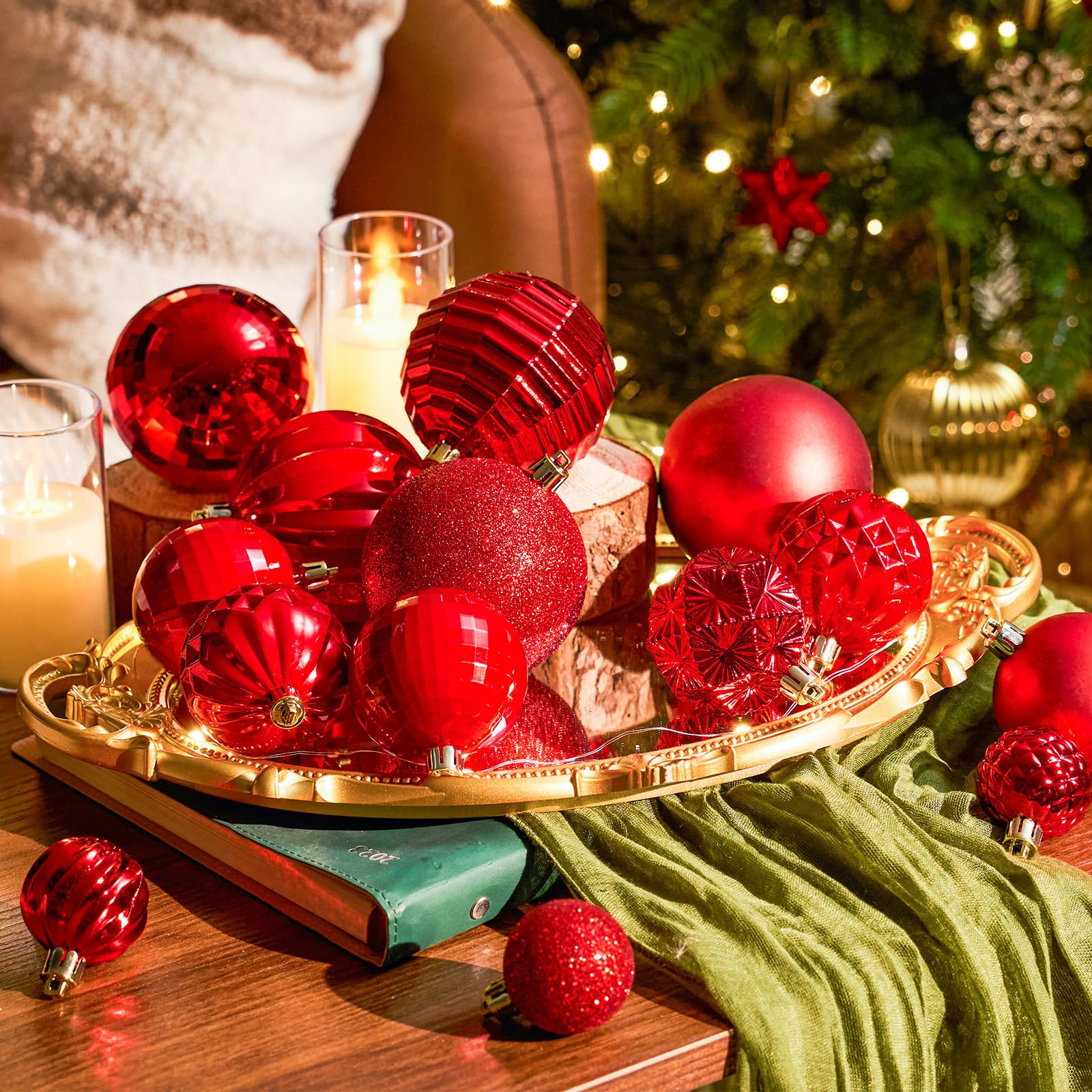 JORNOY ornaments on tree in three sizes showing balanced visual effect