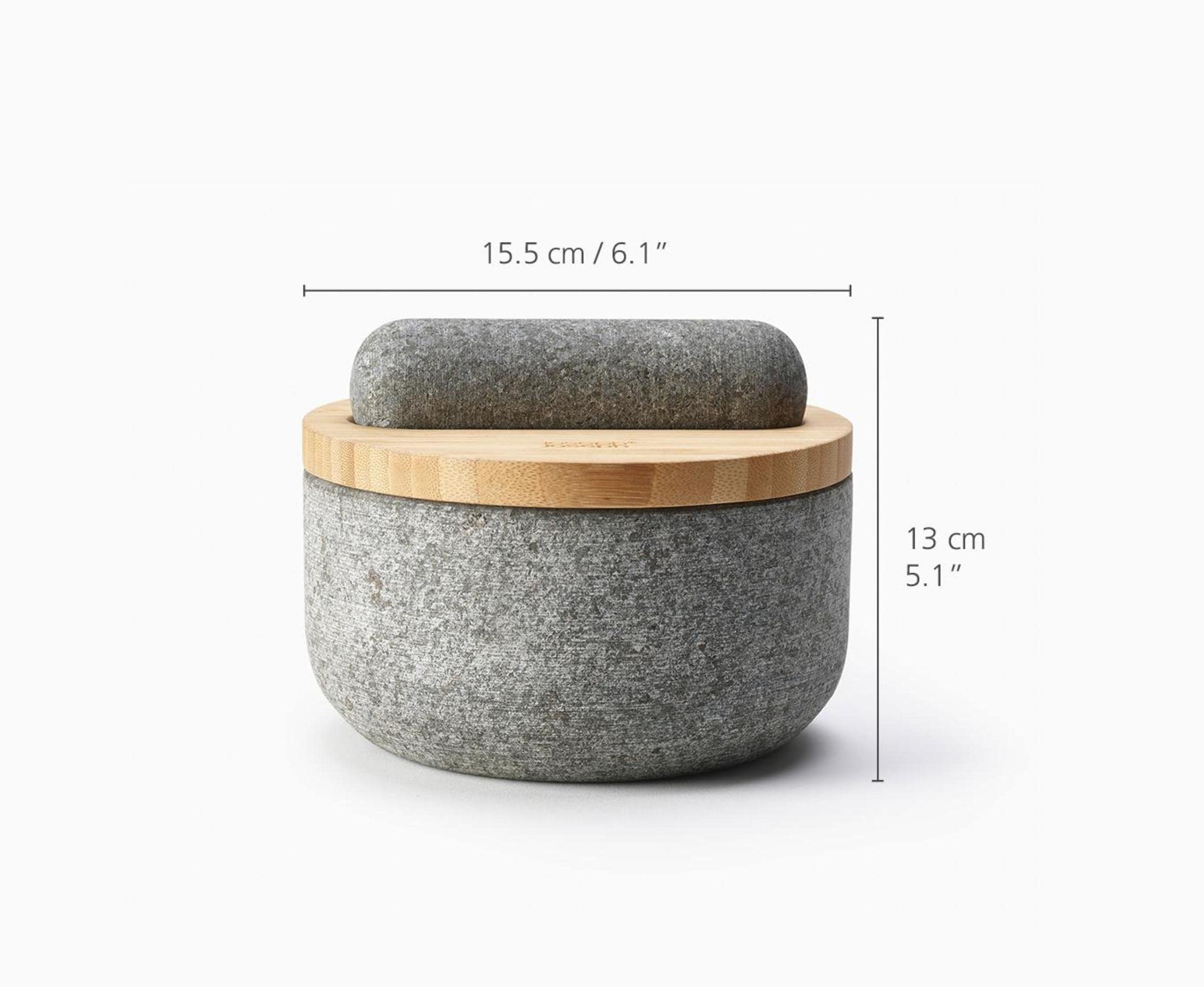 Joseph Joseph Dash bamboo lid groove detail, keeps pestle secure