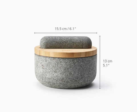Joseph Joseph Dash bamboo lid groove detail, keeps pestle secure