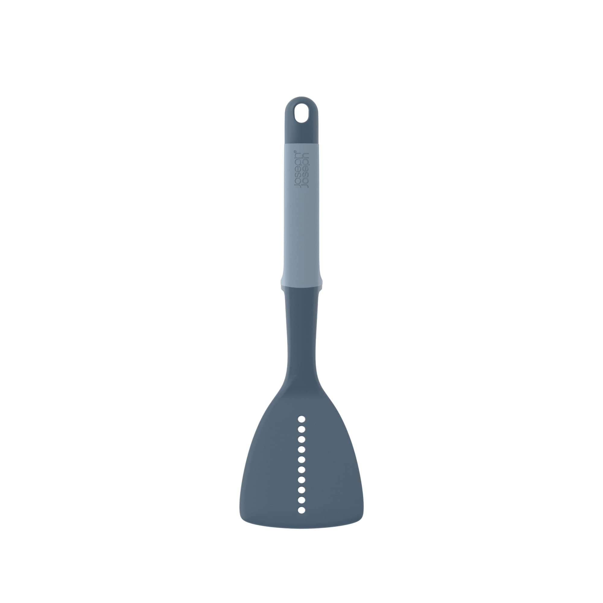 Joseph Joseph ladle pouring soup, precise serving and reduced spills
