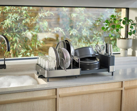 Joseph Joseph cutlery pot and knife holder organized and keeping blades safely upright