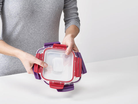 Joseph Joseph five sizes lined up to show capacity and portion planning