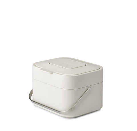 Joseph Joseph close-up of lid filter demonstrating odor-control benefit