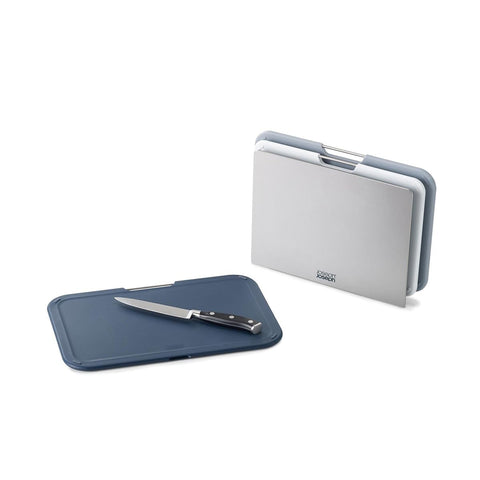 Joseph Joseph close-up of textured cutting surface highlights knife-friendly safety