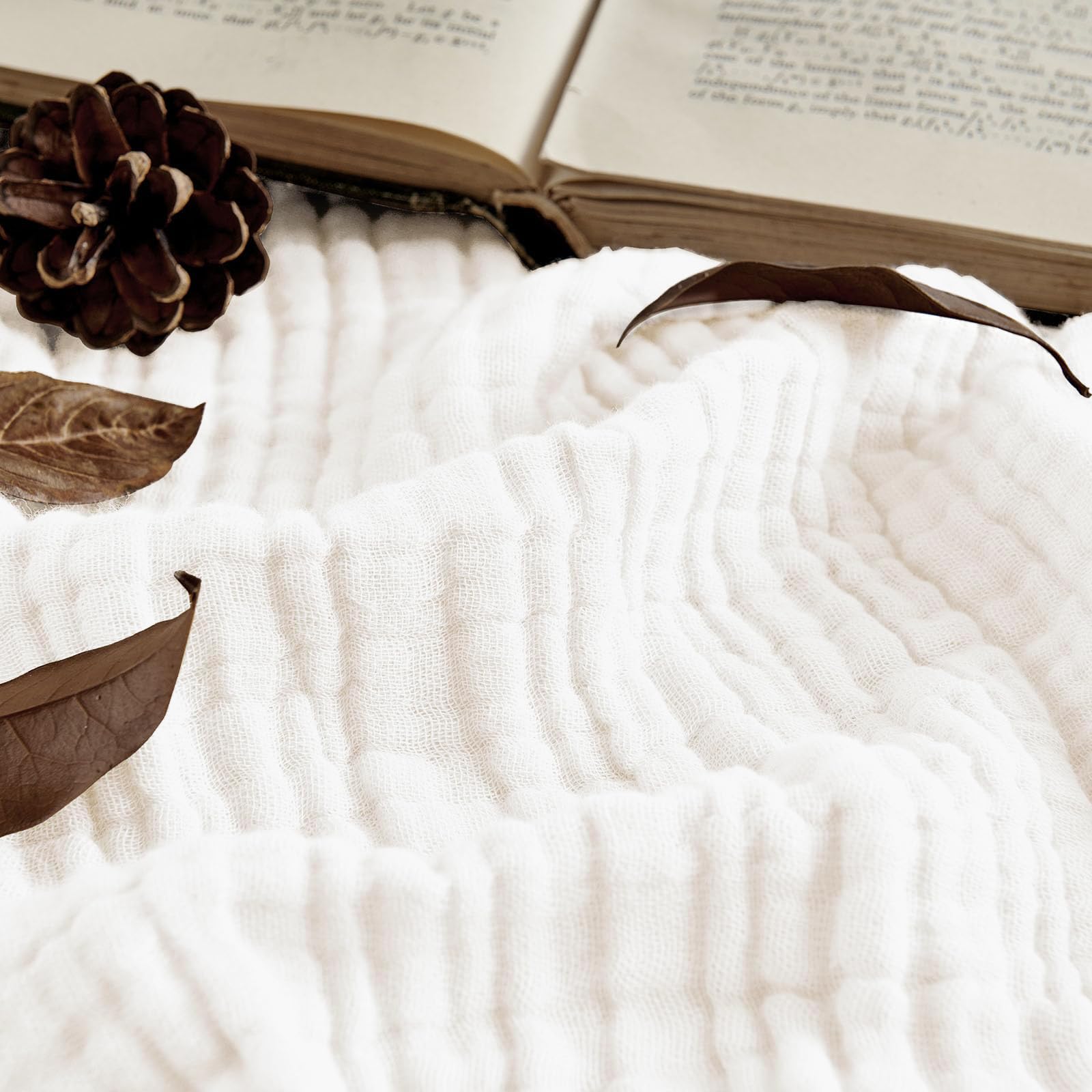 Joydeco close-up of muslin weave highlighting breathable cotton comfort