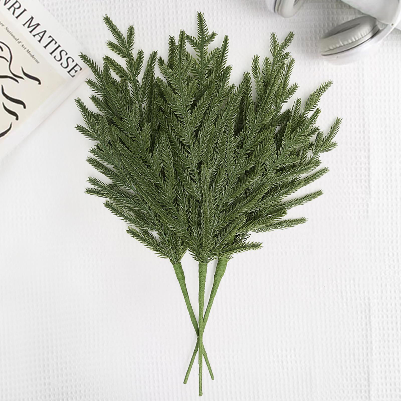 joyhalo size comparison with ruler showing 18-inch stems for scale
