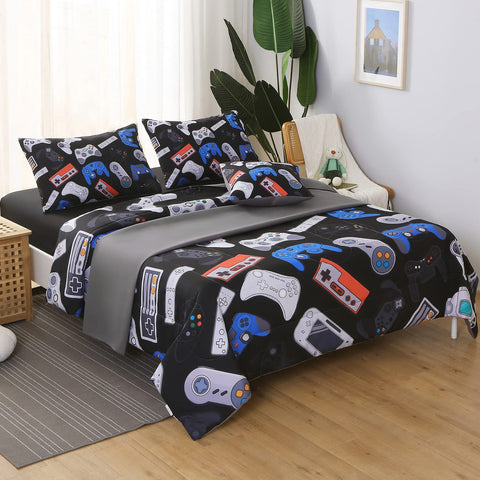 JQinHome fitted sheet and pillowcase detail demonstrating coordinated bedding set