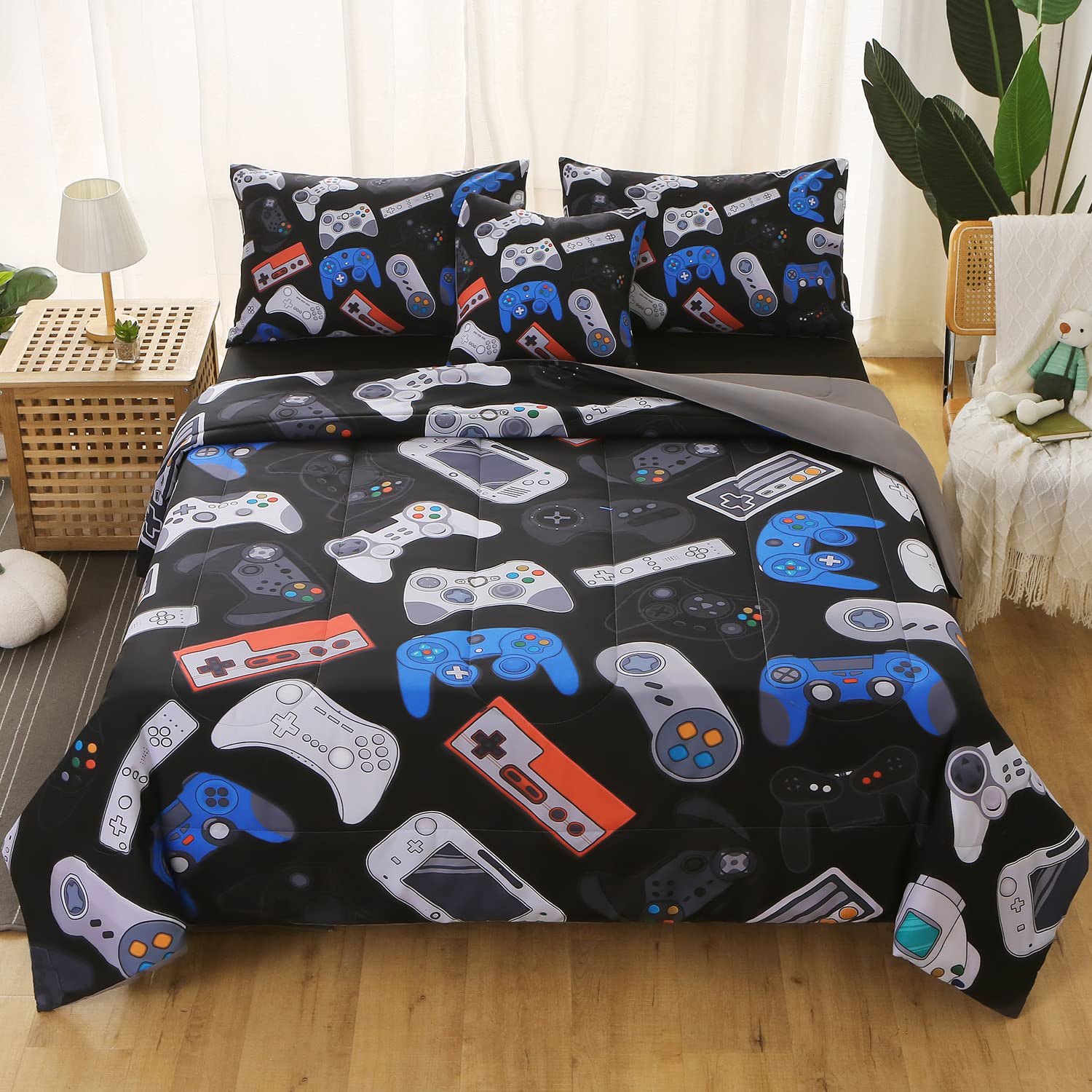 JQinHome fabric close-up highlighting soft microfiber texture and skin-friendly feel