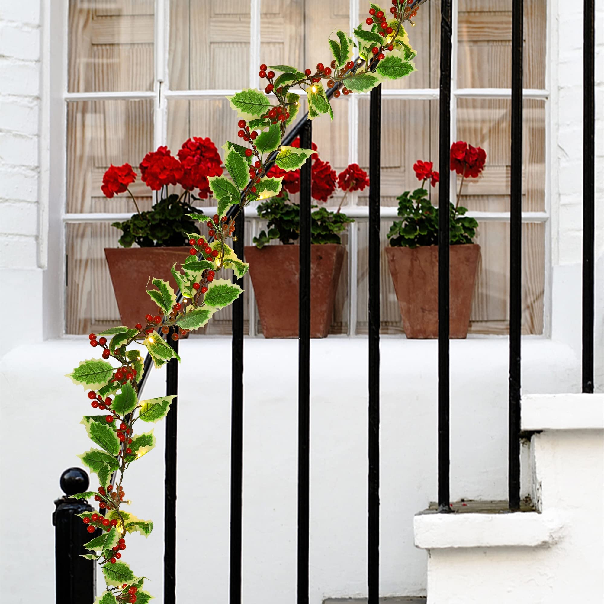 Juegoal garland wrapped on banister demonstrating flexible installation