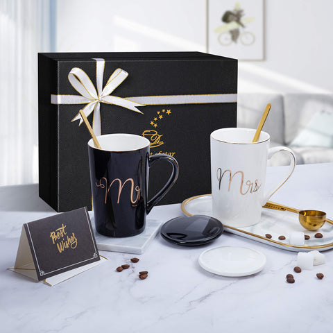 Jumway lids and spoons display showing included accessories convenience