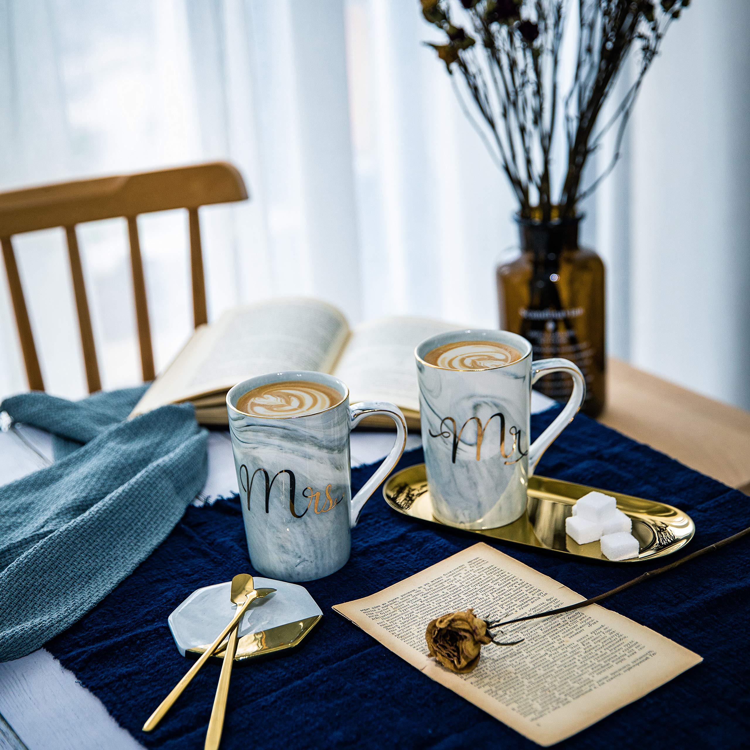 Jumway box interior with both mugs displayed for premium presentation