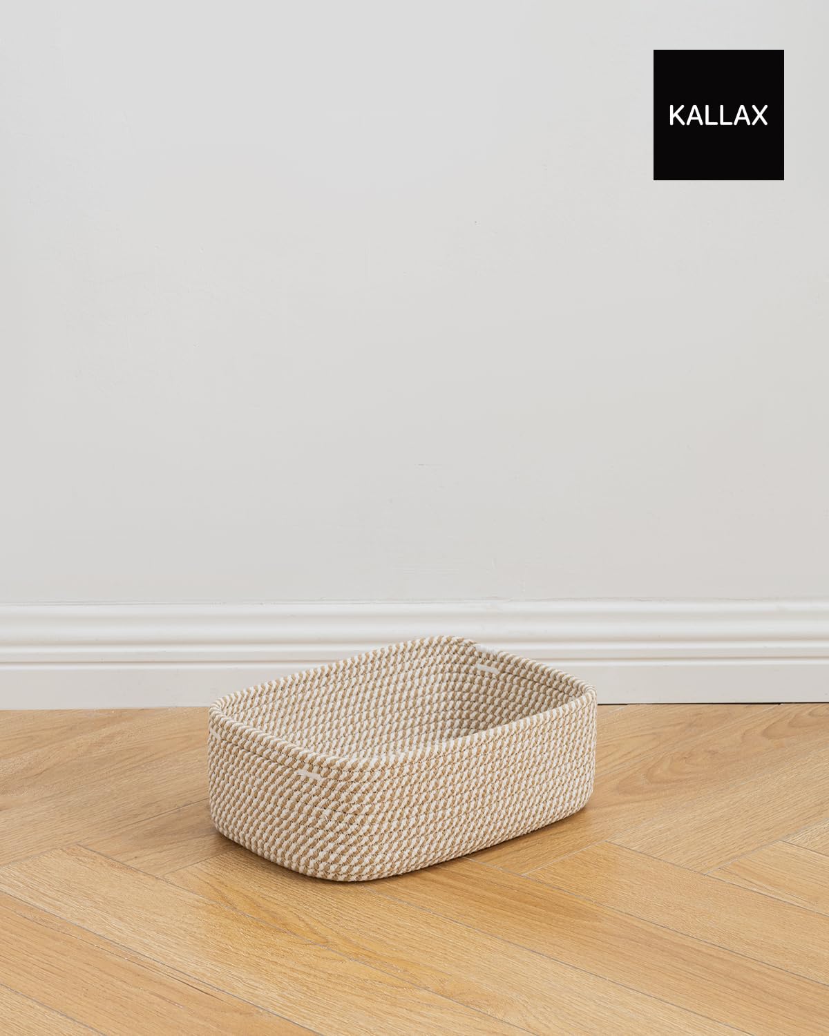 KALLAX in living room lifestyle shot illustrating stylish tidiness