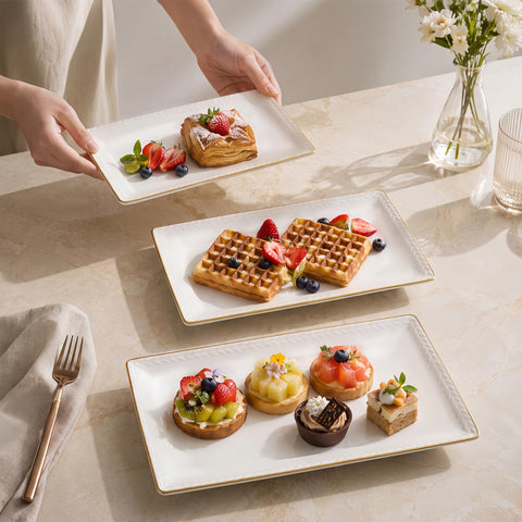 Kassel platter holding a cake highlighting dessert presentation benefit
